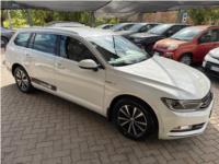 VOLKSWAGEN, PASSAT SW 2.0 tdi Highline 150cv NAVI LED PDC IVA DEDUCIBILE